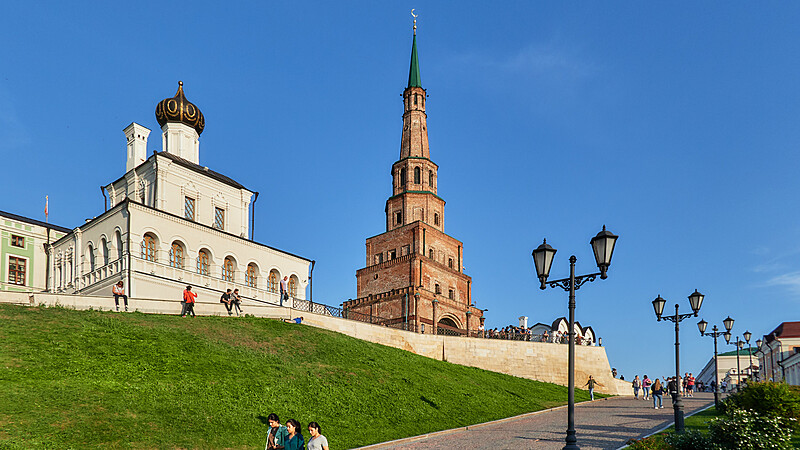 Вот так в реальности выглядит ансамбль башни Сююмбике и Доворцовой церкви Sergey Smirnov/globallookpress.com