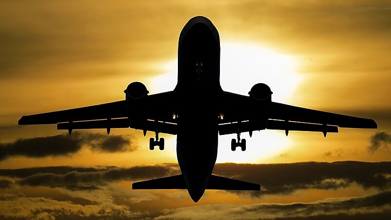 Самолет pixabay.com